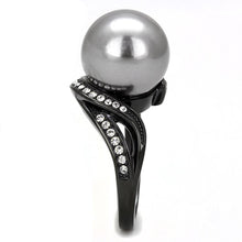 Load image into Gallery viewer, Black(Ion Plating) Stainless Steel Ring with Synthetic Pearl
